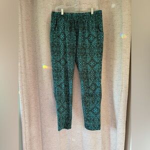 Coldwater Creek Blue Floral Printed Pants. Beachy Vacation Relaxation Size M